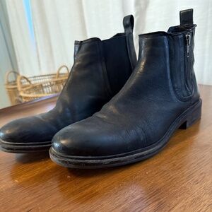 Steve Madden Chelsea Boots